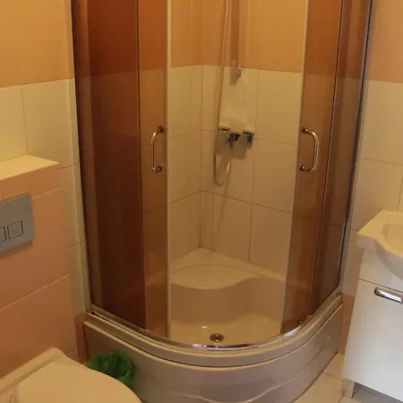 ホームステイ Sasanka カルパッチ